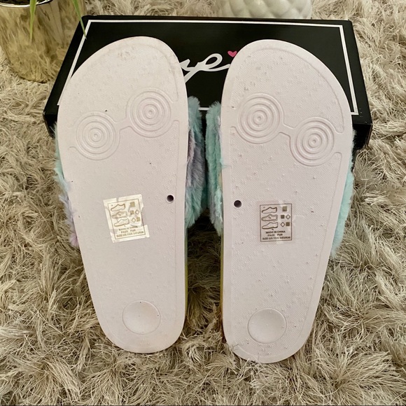 NEW ‘Stellar’ Slides - Picture 10 of 11